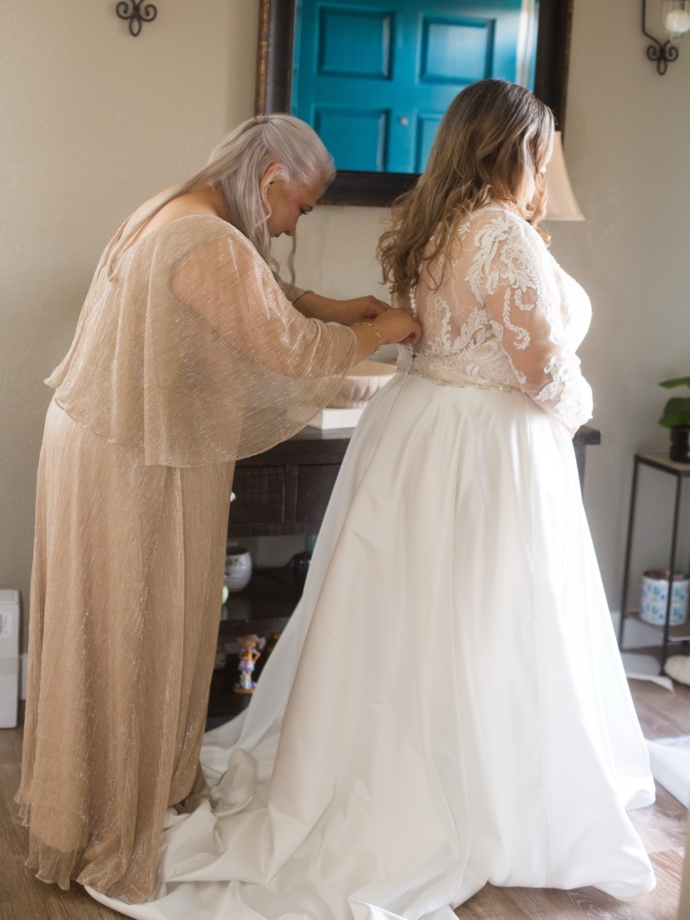 Wedding Gown/ Dress